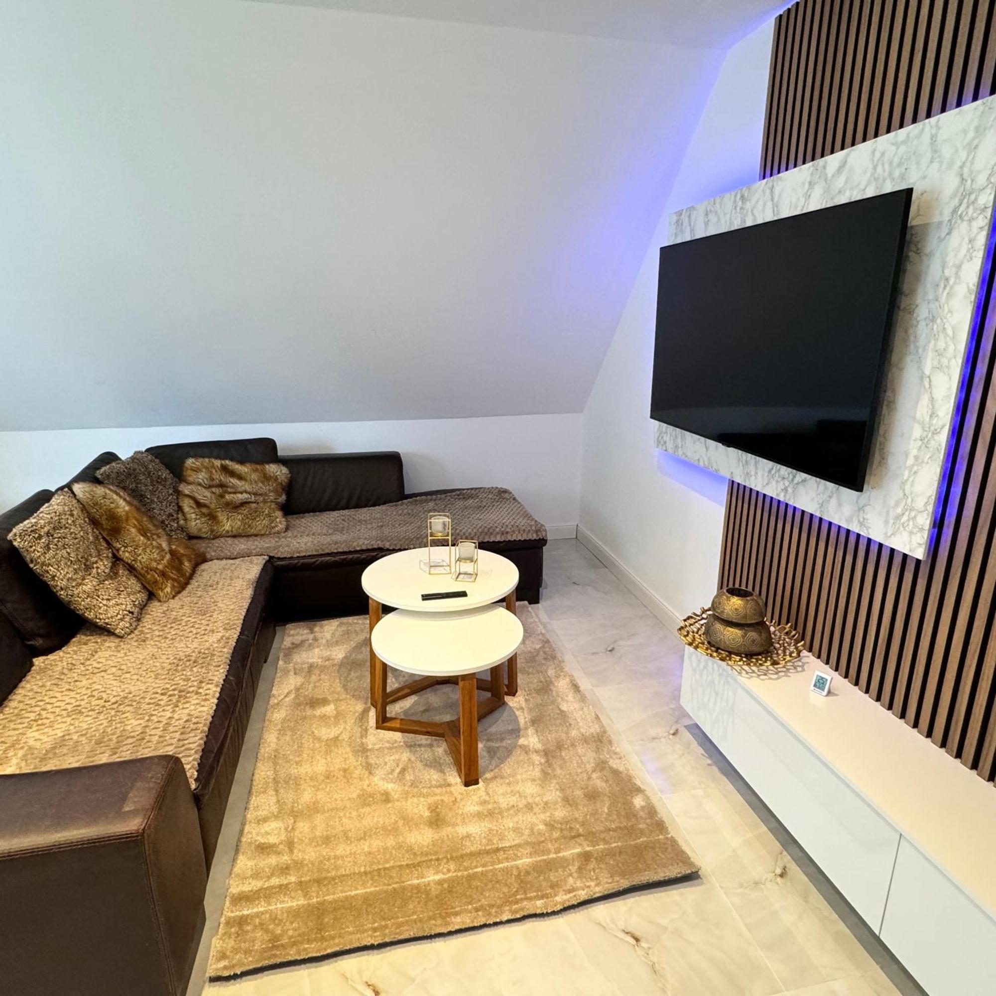 Relaxdays-Apartments 1 Garten Und Pool-Mitbenutzung, Wallbox, Kostenloser Parkplatz, Kontaktloser Checkin, Wifi Mit Smarttv Gütersloh Екстериор снимка
