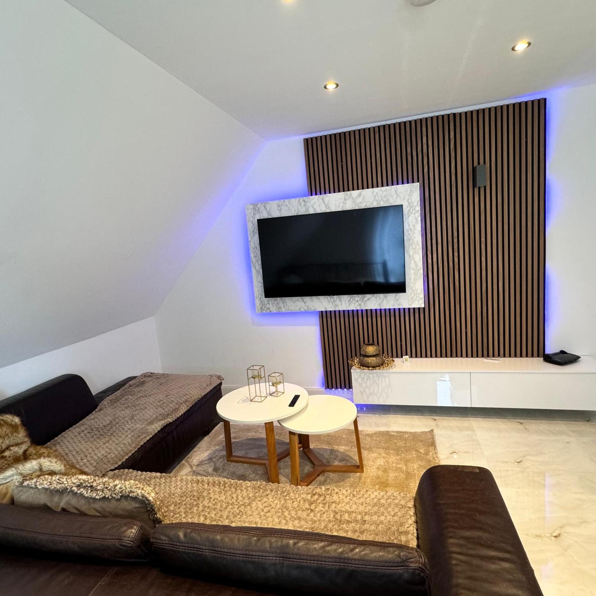 Relaxdays-Apartments 1 Garten Und Pool-Mitbenutzung, Wallbox, Kostenloser Parkplatz, Kontaktloser Checkin, Wifi Mit Smarttv Gütersloh Екстериор снимка